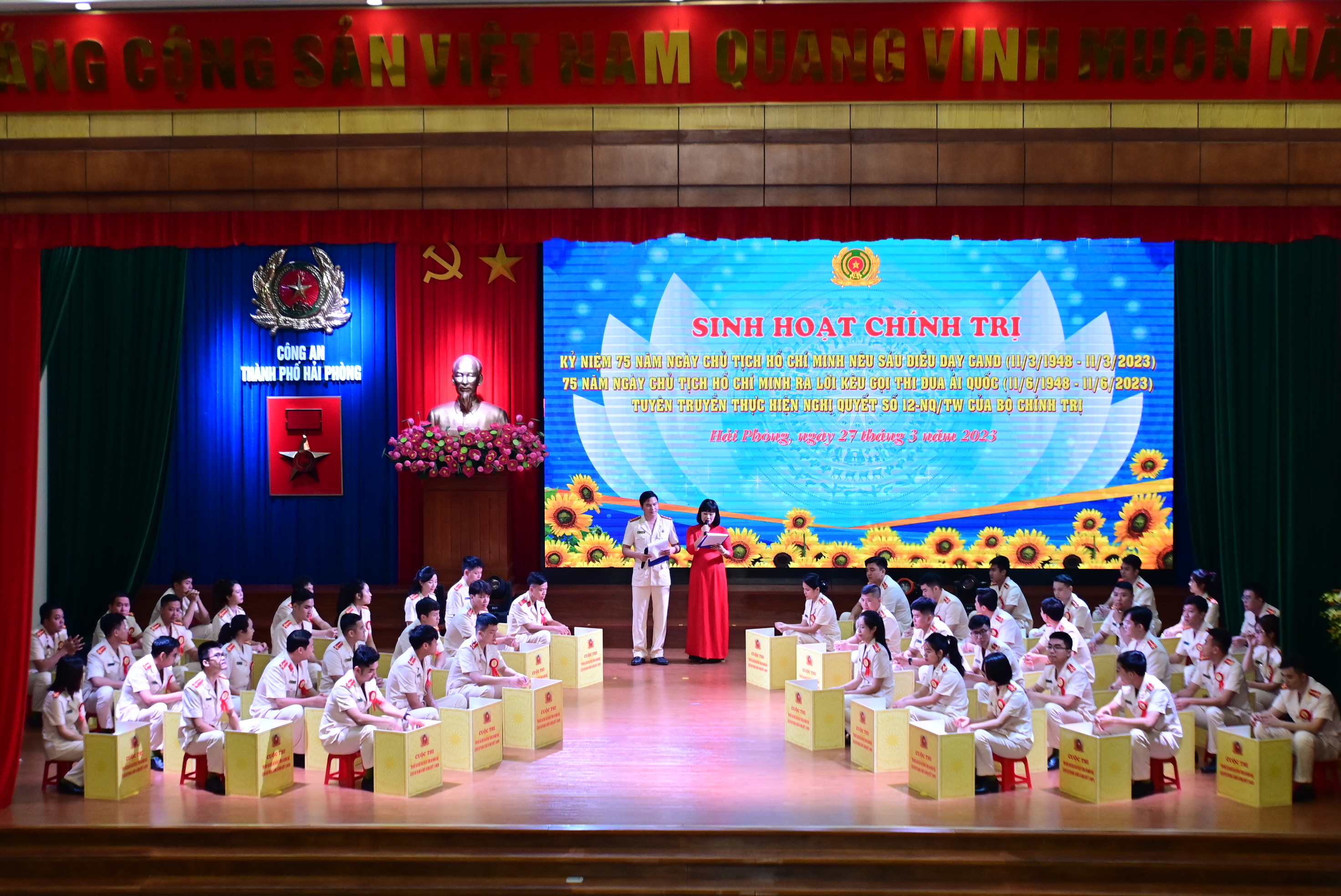 Tổ chức sinh hoạt chính trị kỷ niệm 75 năm Ngày Chủ tịch Hồ Chí Minh nêu Sáu điều dạy CAND